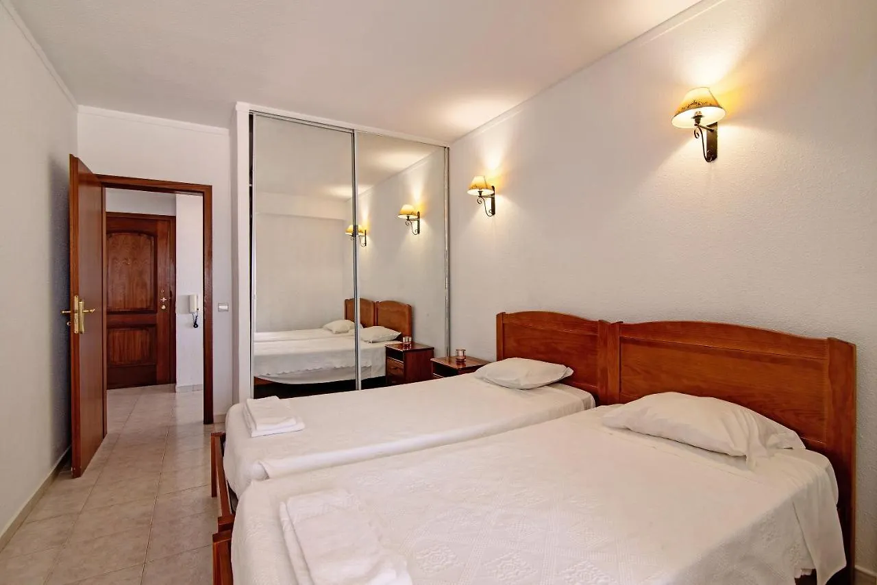 Oura 12ºa Apartment Armacao de Pera
