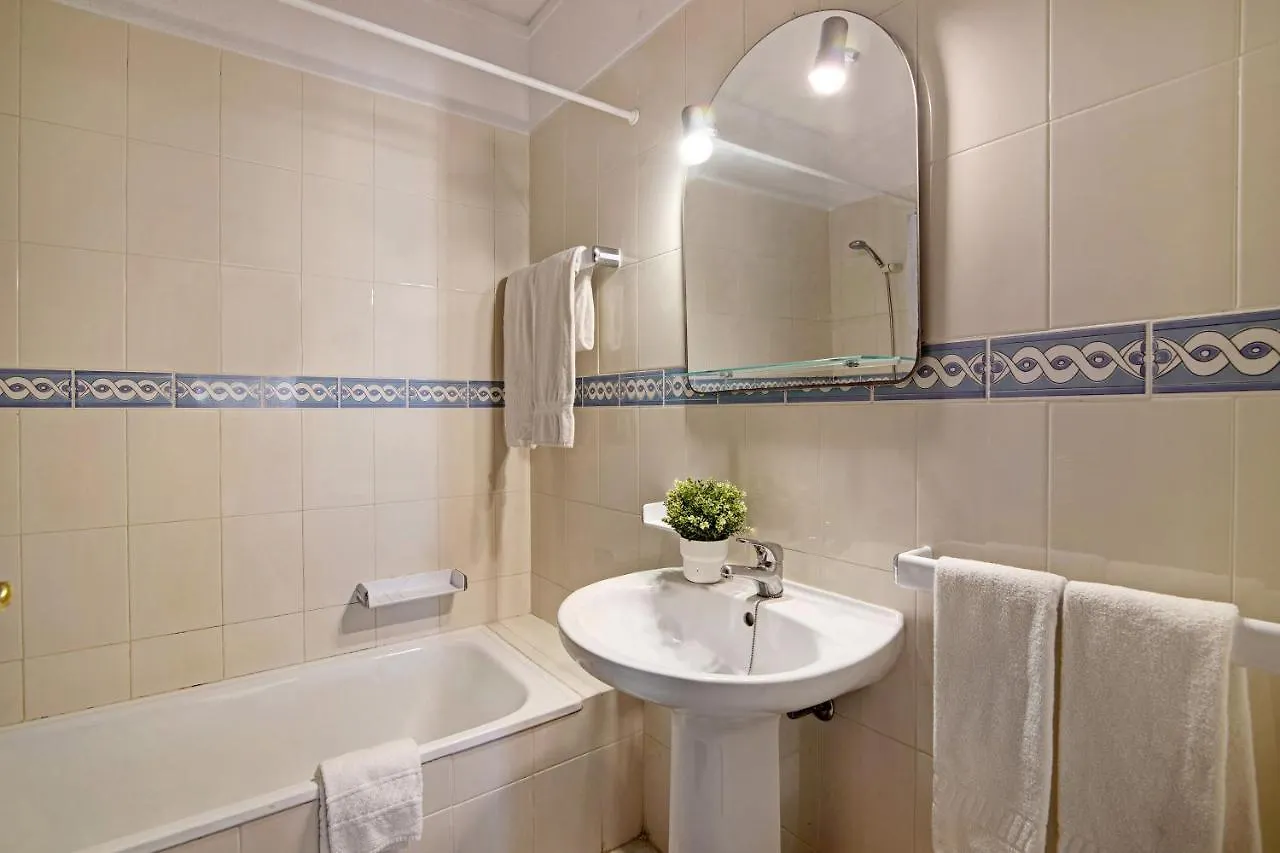 Oura 12ºa Apartment Armacao de Pera 0*,  Portugal